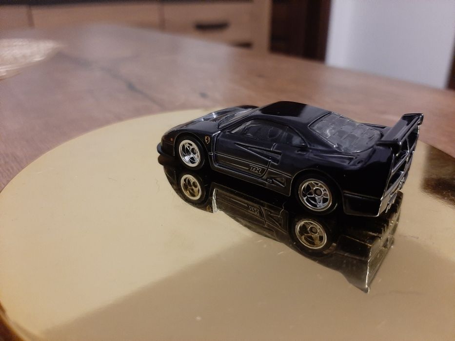 Hot wheels ferrari f40 sth