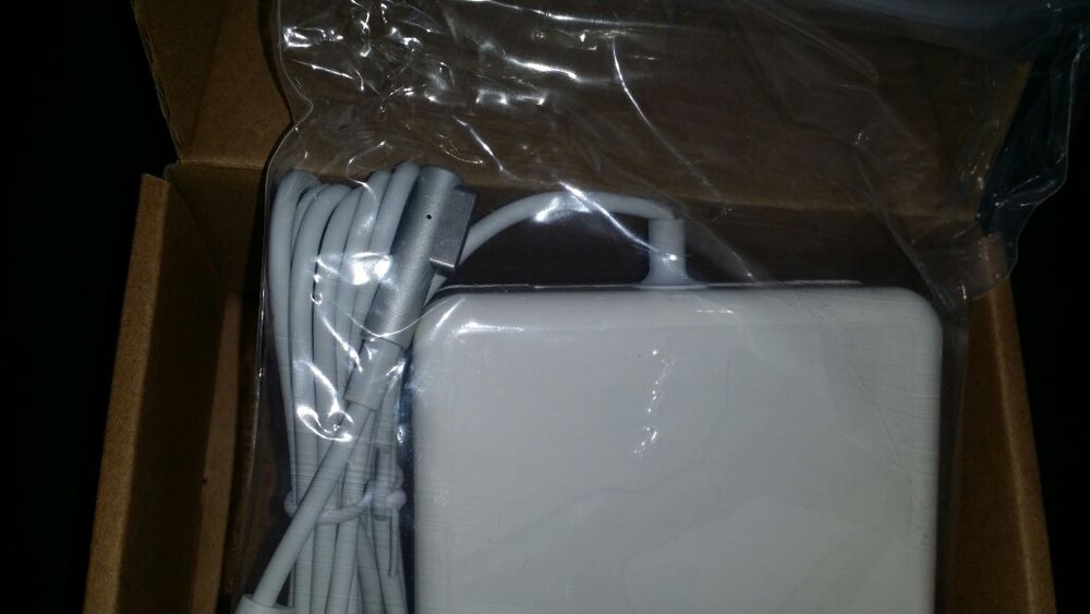 Macbook pro air carregadores novos