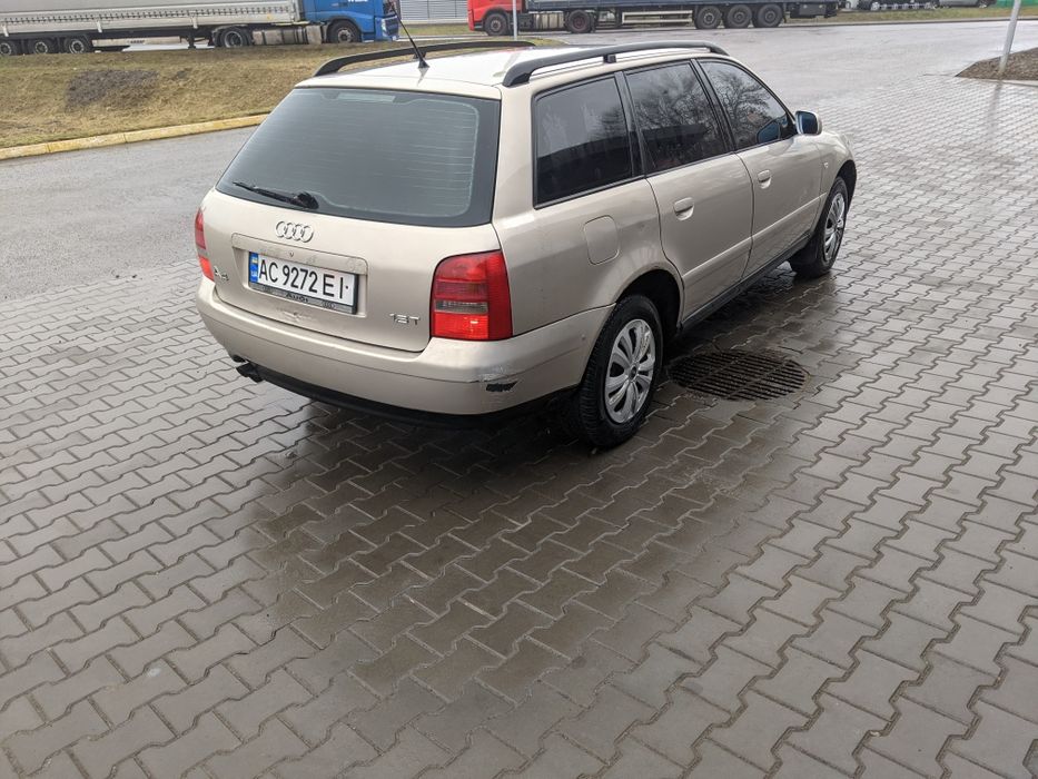 Ауді А4 1.8 турбо бензин АВТОМАТ