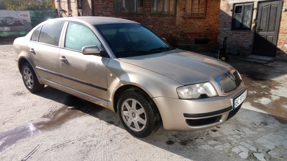 продам шкоду суперб