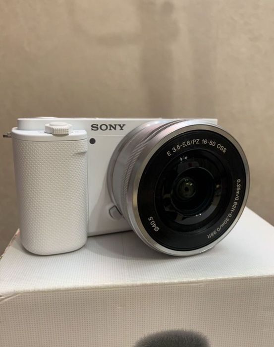 Sony ZV-E10