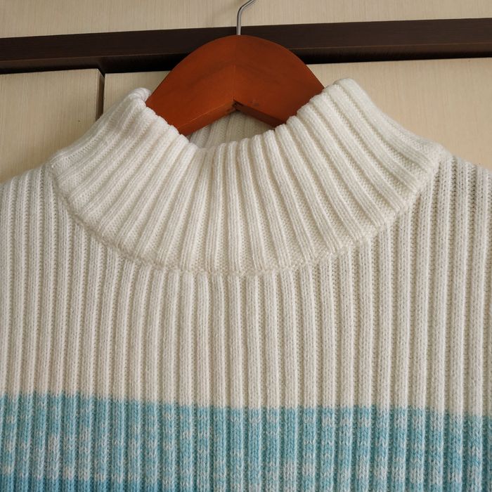 Свитер джемпер шерстяной женский пуловер