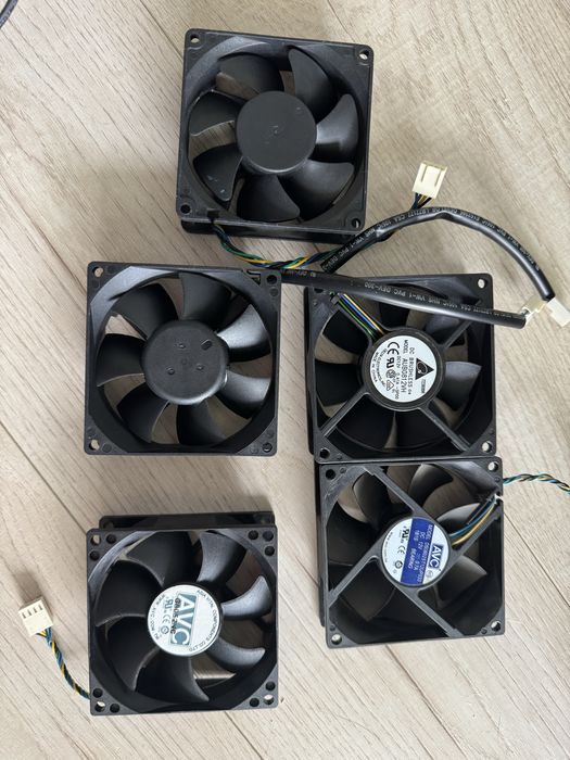 Вентиляторы 80 мм 12V