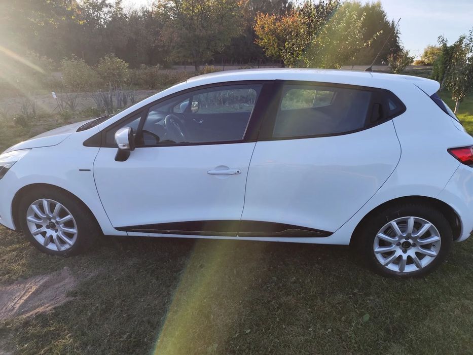 Renault Clio Renault Clio Lift 0.9 68 tys km Klima Navi Parcotronic ładny Stan