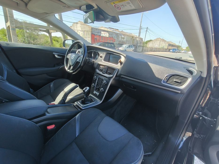 Volvo V40 em excelente estado