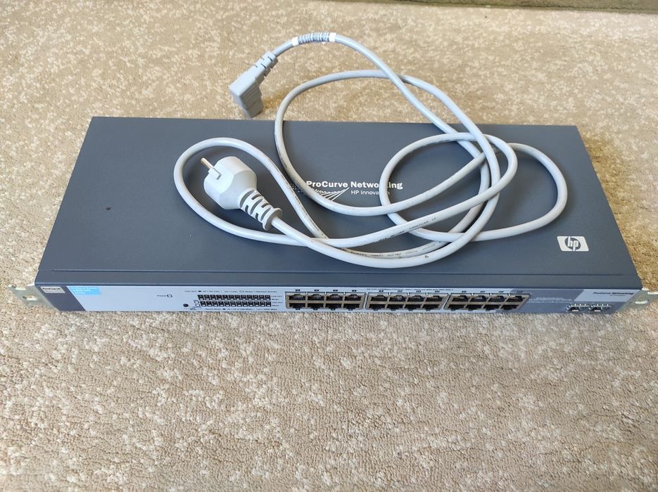 Коммутатор HP Unmanaged ProCurve Switch (1400-24G)