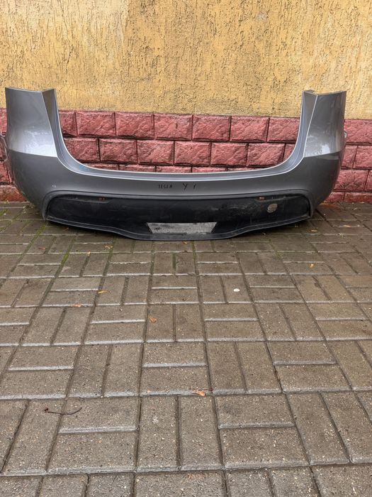 Задний бампер tesla model Y
