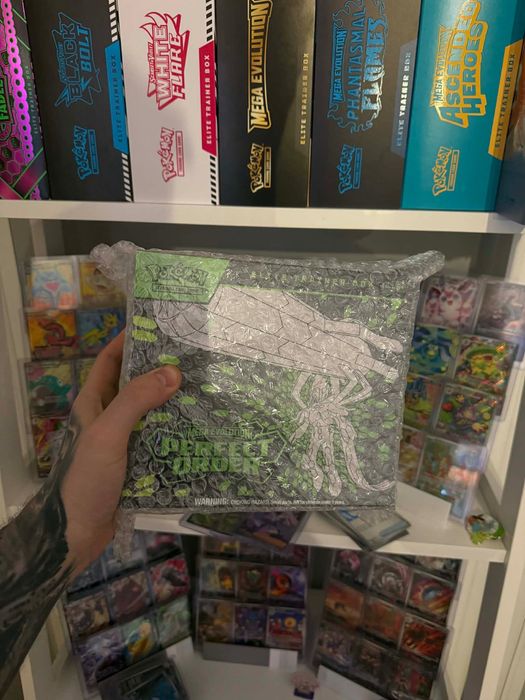 pokemon perfect order ETB elite trainer box