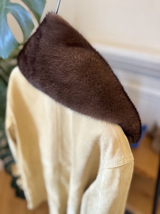 Шарф , комірець з натурального хутра