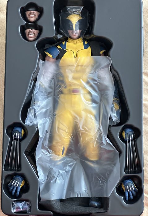 Фігурка 1/6 Hot Toys Wolverine mms753 mms754 Deluxe