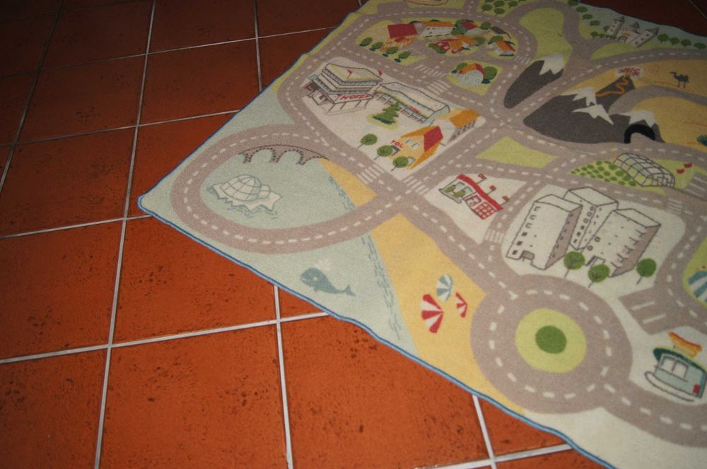 Tapete infantil cidade e estrada - Ikea