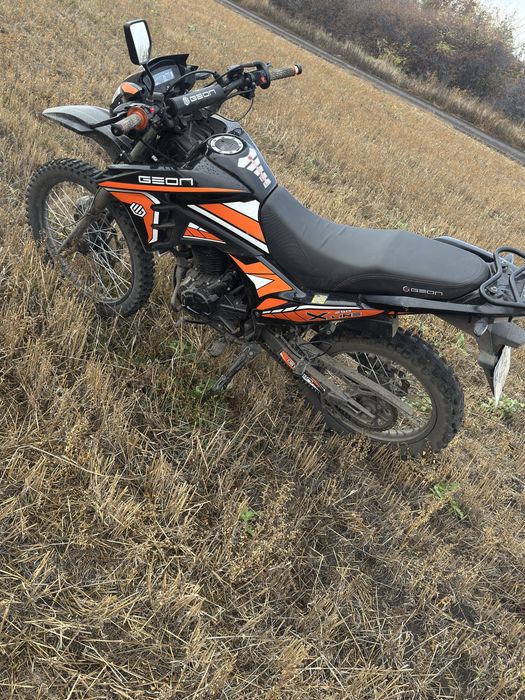 Продам срочно GEON X-Line 250 4V (21/18)