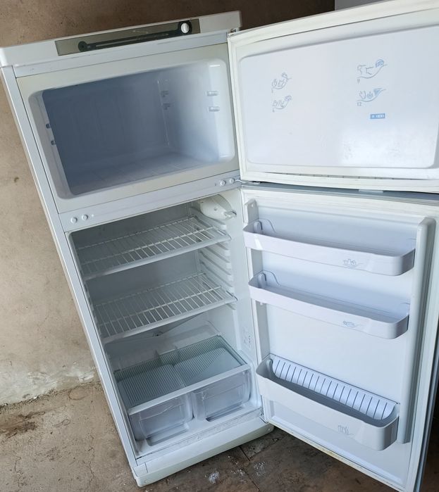 2х камерный  Indesit