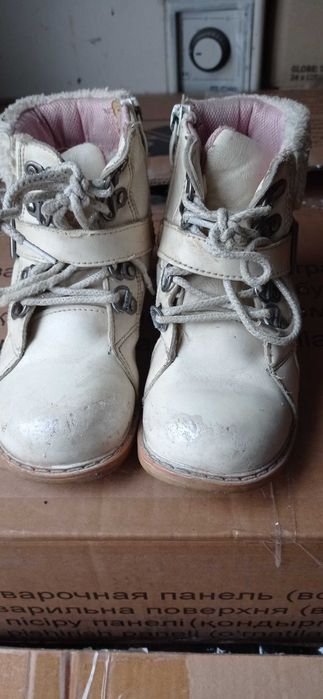 Чобітки 28р для дівчинки