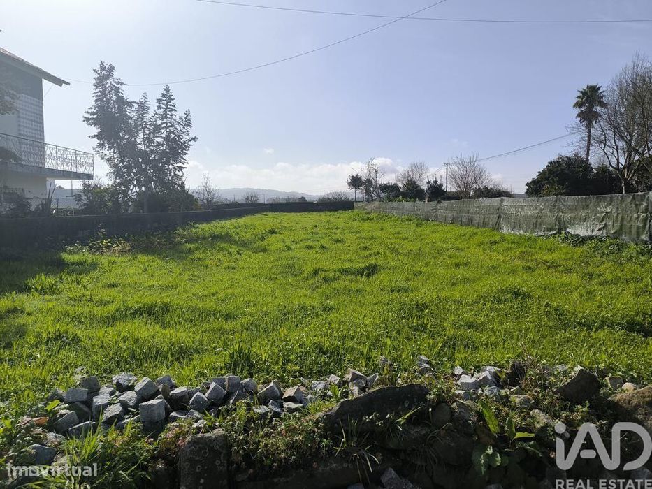 Terreno em São Romão de Neiva