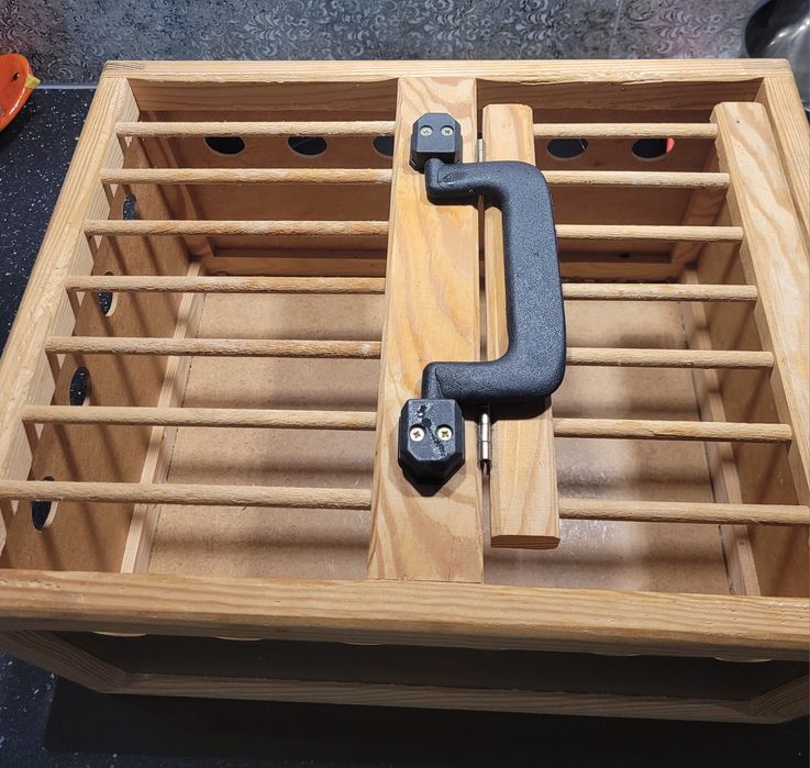 Sprzedam transporter dla ptaków, gołębi, papug lub innych zwierząt.