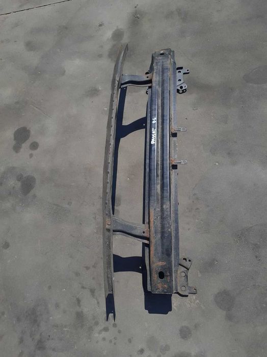 Passat B6 2.0 TDI - belka wzmocnienie pasa przód