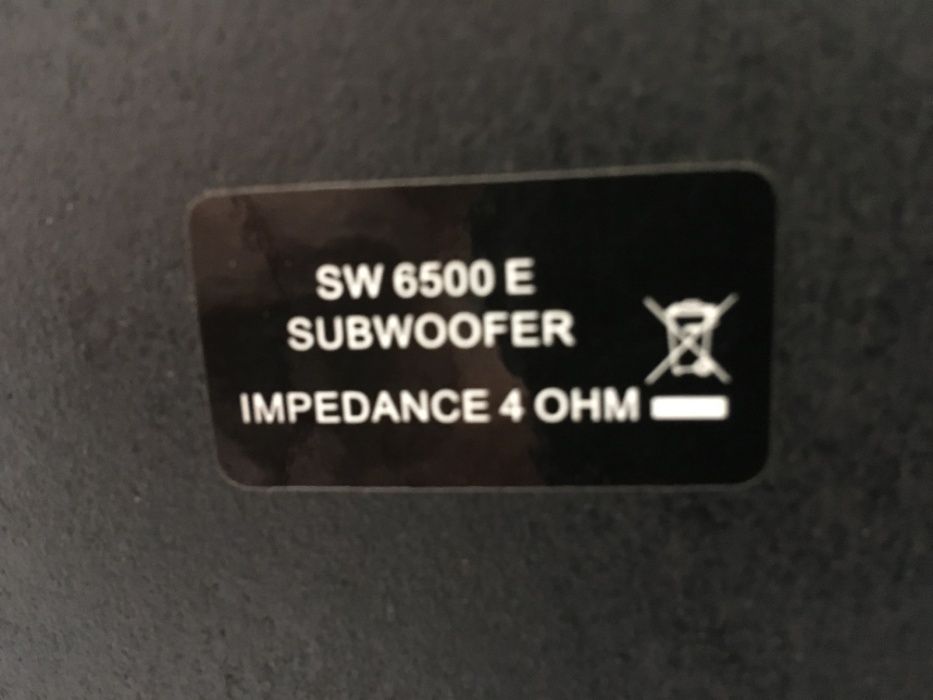 Subwoofer Philips novo