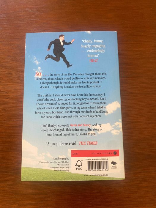Livro James Corden - May I Have Your Attention Please? The Autobiography