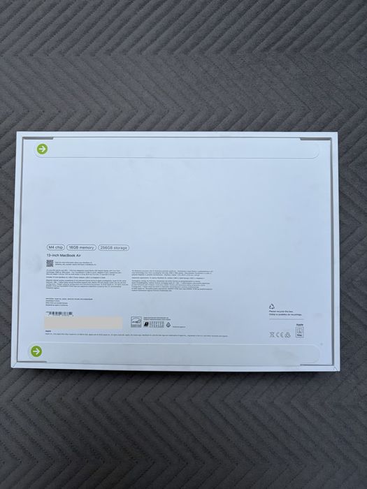 Apple MacBook Air - M4 / 16GB / 256GB - Midnight - PL dystrybucja