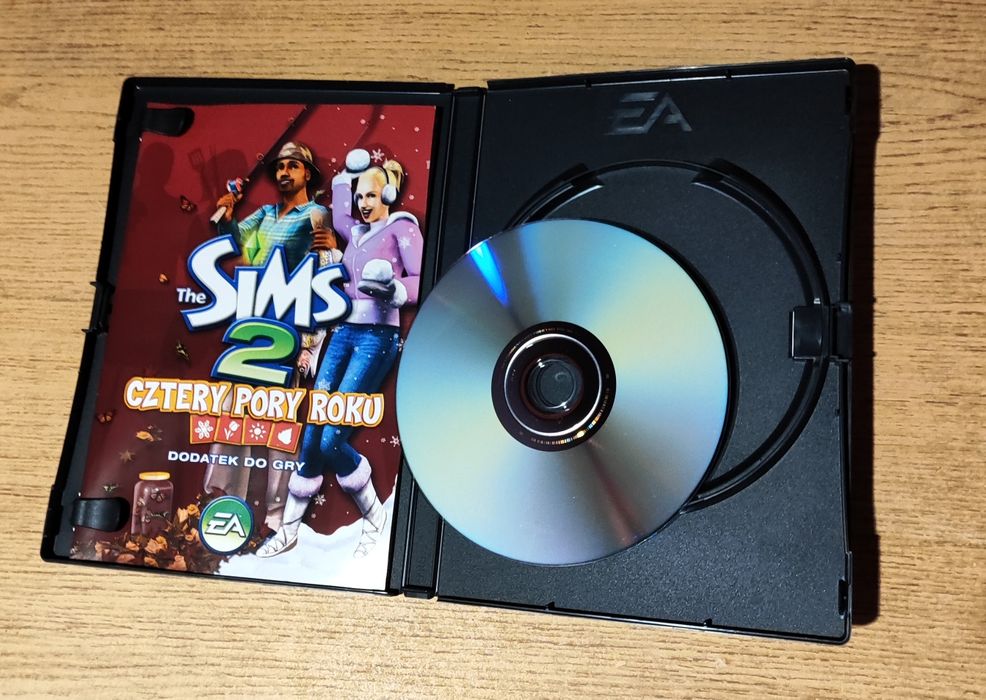 The Sims 2 cztery pory roku