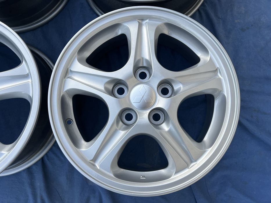 MITSUBISHI r16 5x114,3 Lancer ASX Outlander Galant Eclipse Grandis
