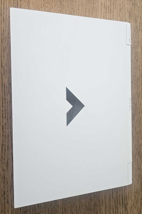 Troca Portátil Gaming Branco HP Victus Ryzen 7 32Gb RAM RX 5500M 144hz