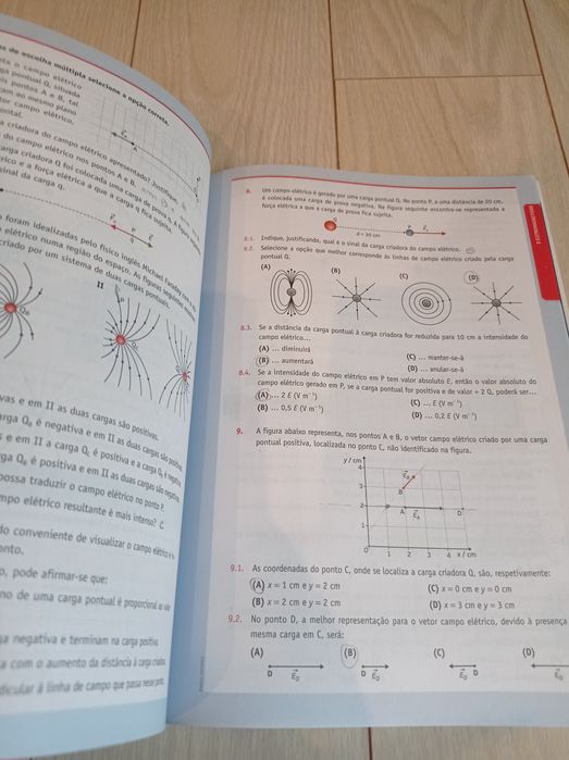 Caderno actividades e exame Física 11* ano