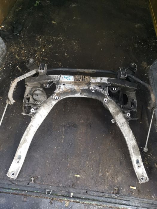 BMW E60 E61 sanki wózek kołyska przód