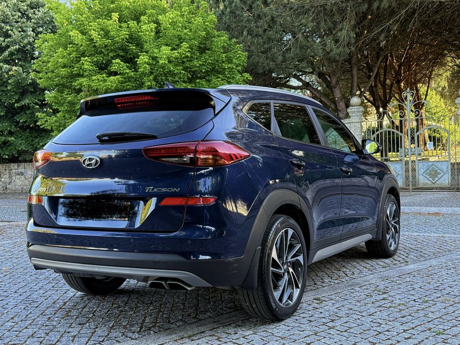 Hyundai Tucson 1.6 CRDi Premium Pack + Pele + “J19”