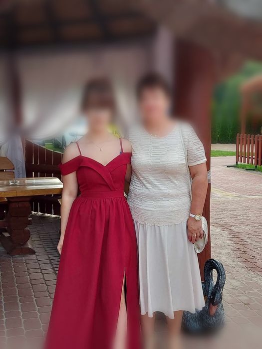 Piękna elegancka wieczorowa sukienka r. 46