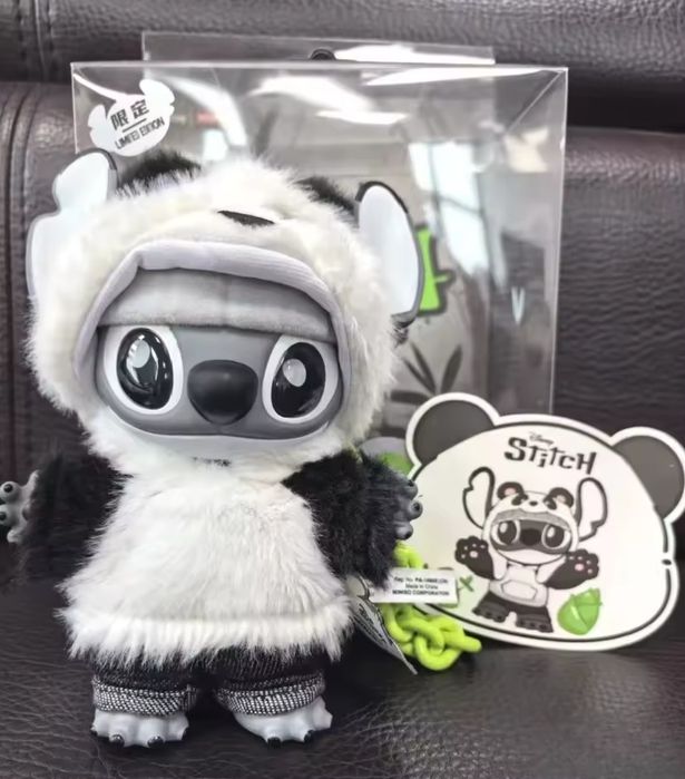 брелок Stitch лимитированный  MINISO × Disney GenZ Street Панда