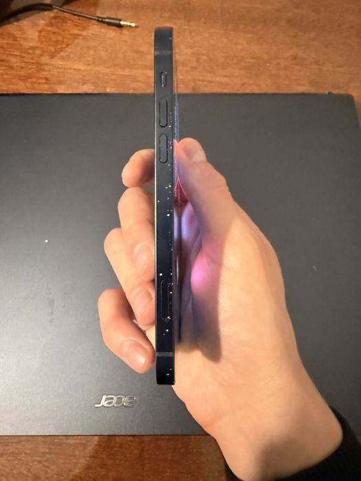 iPhone 12 64 гб 100% акамулятор