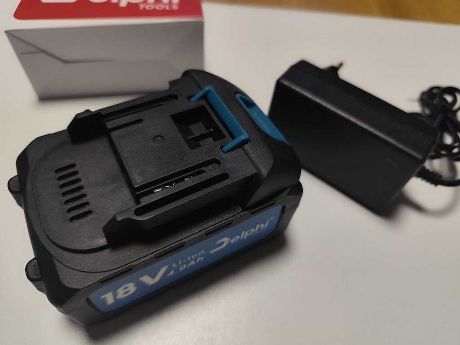Akumulator 4.0Ah 18V Li-ion, MAKITA, Gisam - zestaw z ładowarka