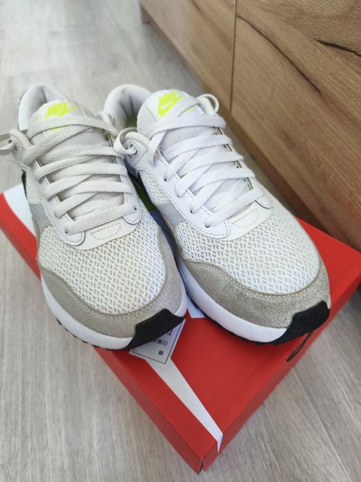 Кросівки жіночі демісезонні Nike AIR MAX SYSTM. Розмір 39
