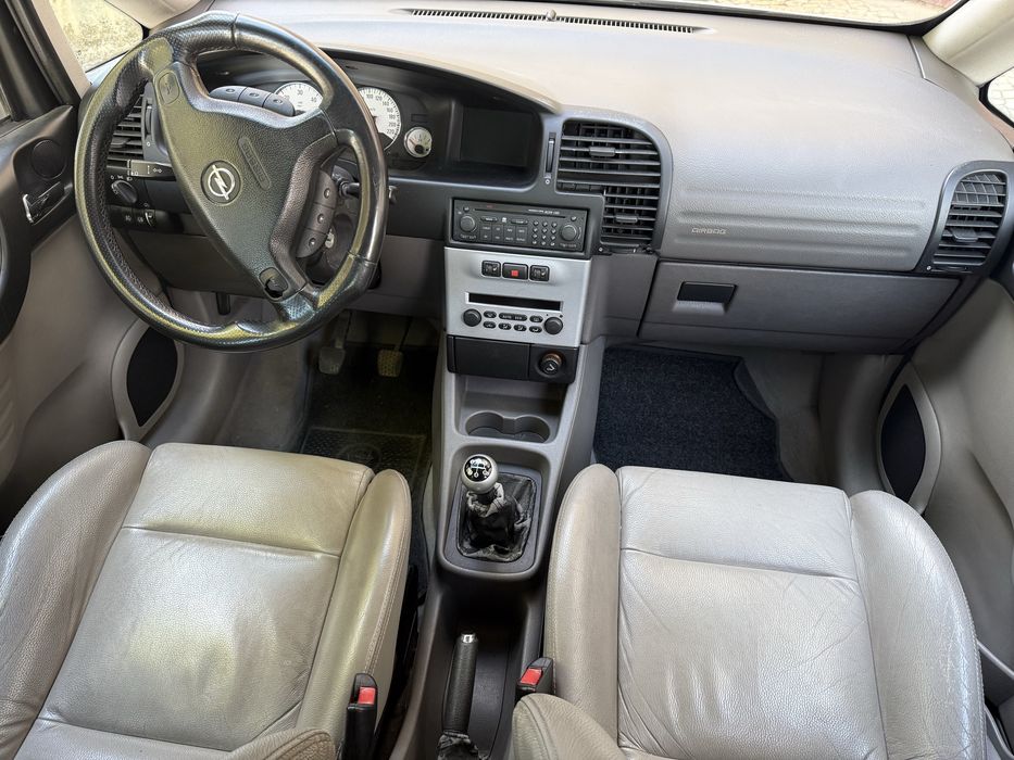 Opel zafira 2200cc 7 lugares