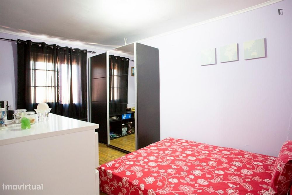 Quarto - localizado em Bairro Alto Lisbon