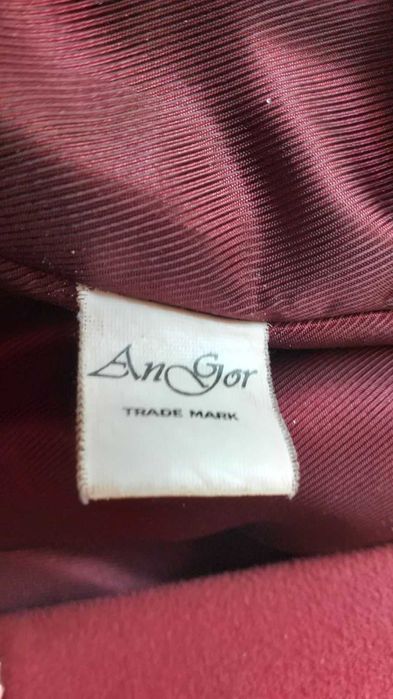 Пальто осіннє продам