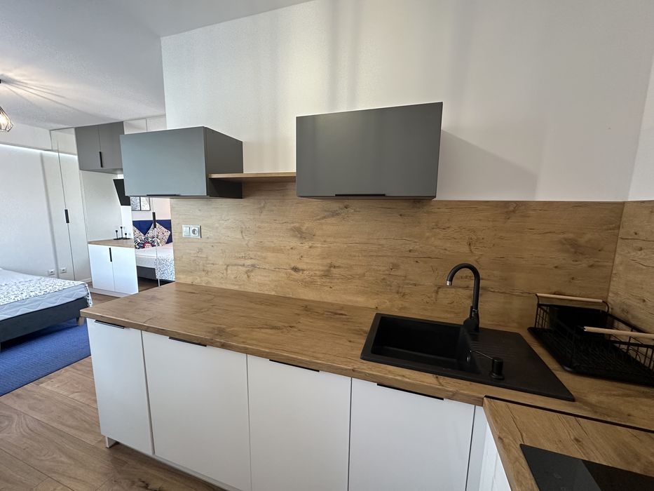 Wynajmę umeblowaną KAWALERKĘ w centrum Jeleniej Góry