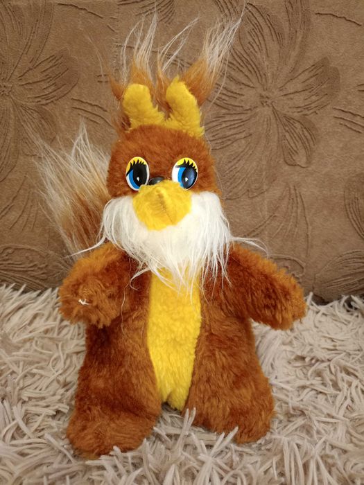 М"які іграшки - білочка, їжачок