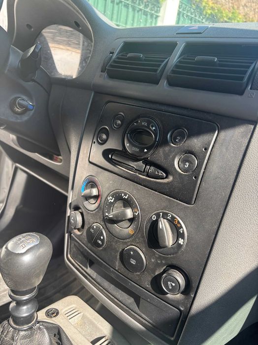 Transit Connect 1.8 Tdci c/Frio c/Iva Dedút.