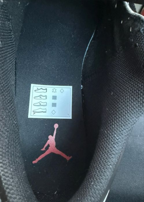 Air jordan low red/white/black