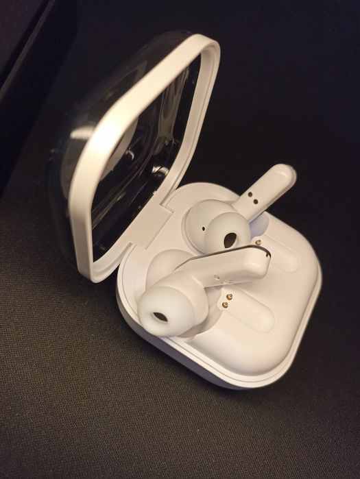 Samsung buds 4 pro white