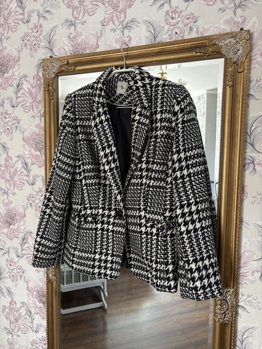 Жакет теплий ,піджак