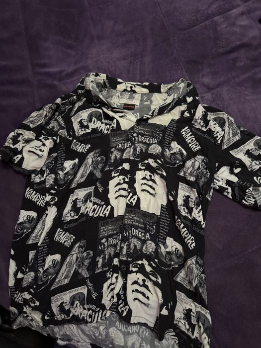 Стильная рубашка Bershka «Дракула» / Хоррор принт (Мерч Hammer Horror)
