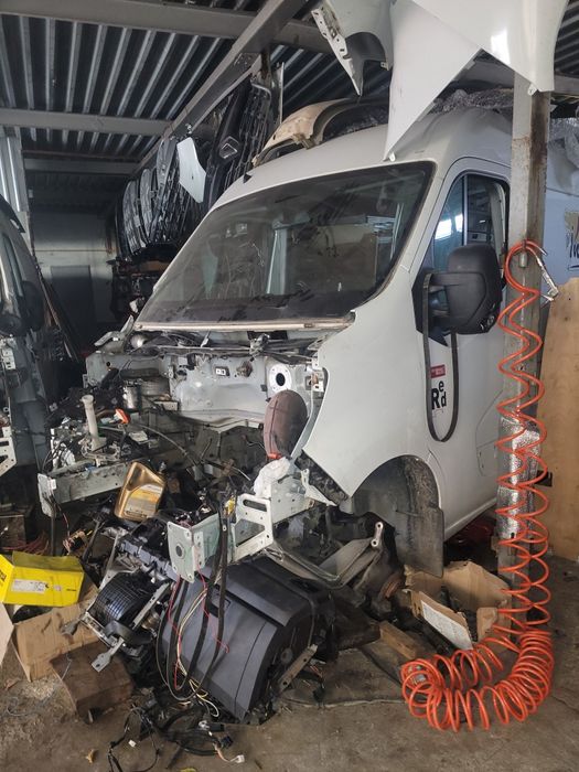 Ланджерон кузов рено Мастер4 кузов мастер3 розборка бочина