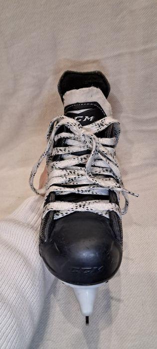 Łyżwy hokejowe CCM