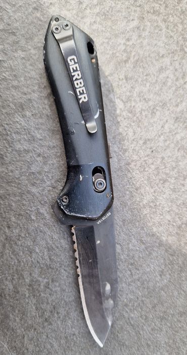 Nóż GERBER Highbrow – Wspomaganie – Pivot Lock – EDC – Czarny