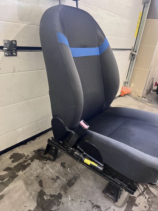 Fotel lewy kierowcy Ford kuga mk1