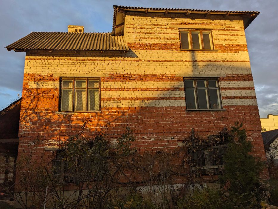 Продається будинок у с.Клузів на вул. Весняна (2)